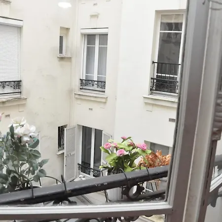 Apartment Charming Near The Trocadero Paris