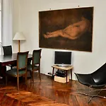 Charming Apartment Near The Trocadero