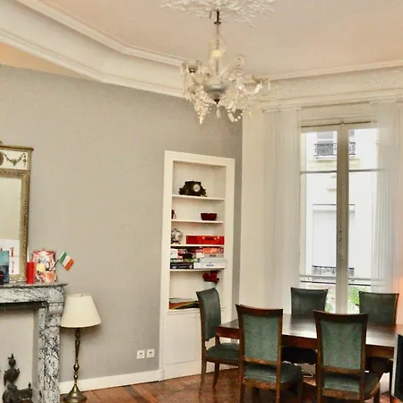 Charming Near The Trocadero * Parigi